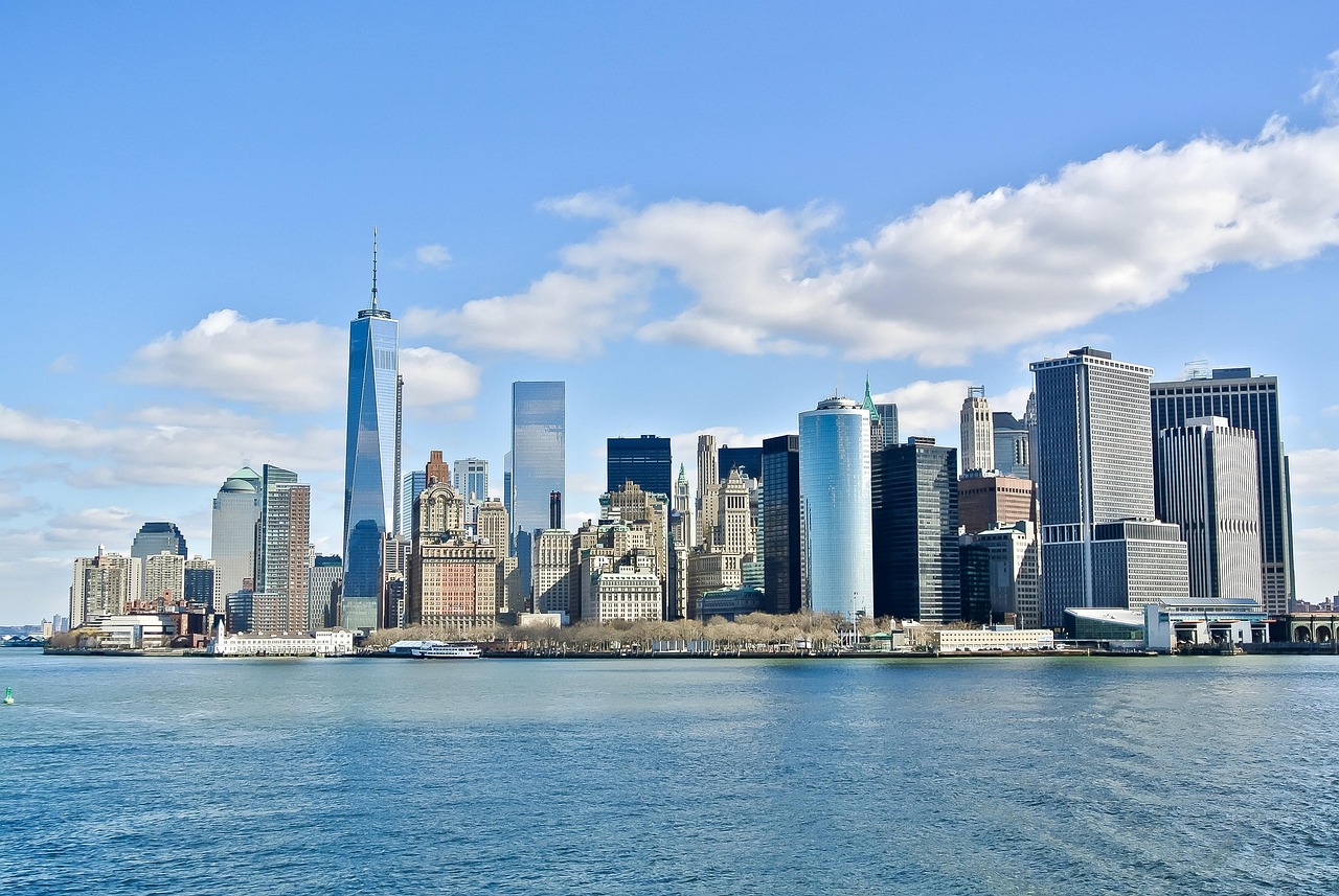 Skyscraper, horizon, city — {{ $json.title }}